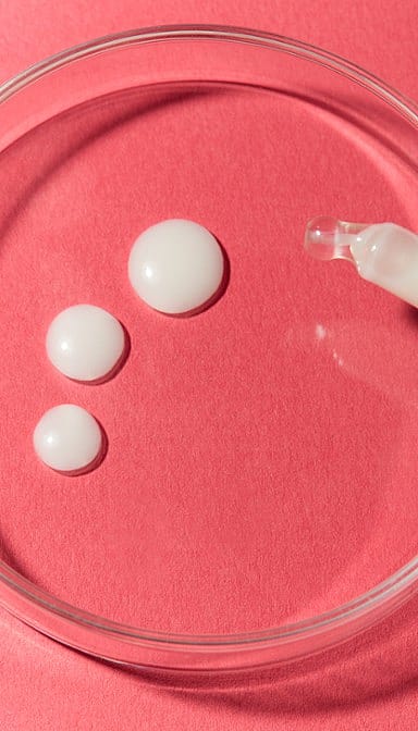 Serums ar granātābolu eļļu un makas peptīdiem sejas ādas tvirtumam